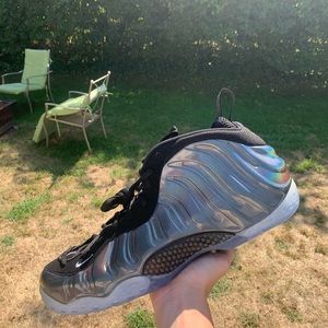 Nike Foamposite One Hologram Sz 18